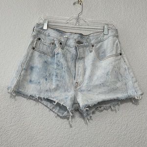 Levi’s 501 Button Fly Bleach acid Wash Denim Shorts